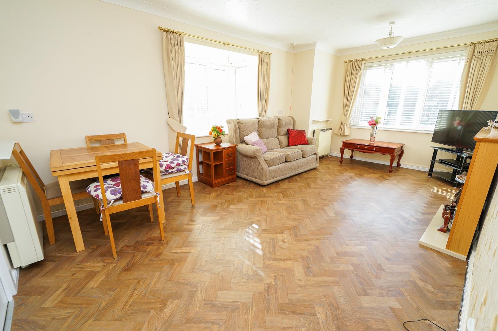 Water Lane, Leighton Buzzard, Beds, LU7 1DL